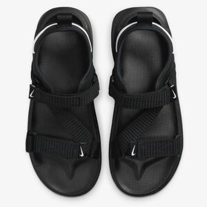 Nike  Vista Men’s sandals size 12 black/white brand new in box